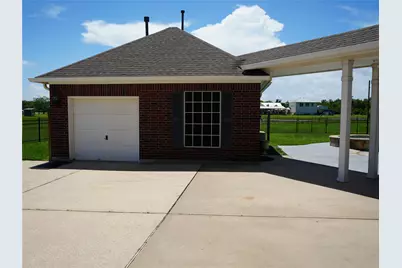 8703 Tumblewood Drive, Beach City, TX 77523 - Photo 28