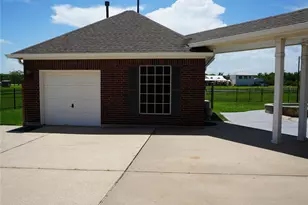 8703 Tumblewood Dr, Beach City, TX 77523 - Photo 28