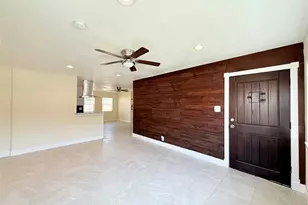 207 Tidwell Rd, Houston, TX 77022 - Photo 2