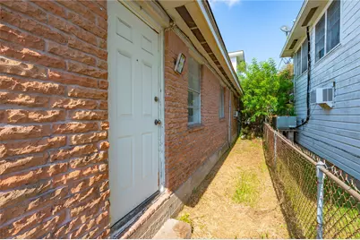 1706 Bayou Homes Drive, Galveston, TX 77551 - Photo 18
