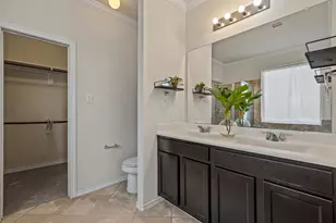 3070 Persimmon Valley Ln, Dickinson, TX 77539 - Photo 14