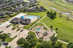 3070 Persimmon Valley Ln, Dickinson, TX 77539 - Photo 32