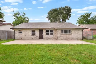 10014 Carlow Ln, La Porte, TX 77571 - Photo 24