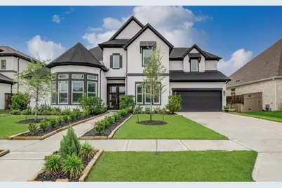 10015 Crescent Wood Drive, Missouri City, TX 77459 - Photo 1