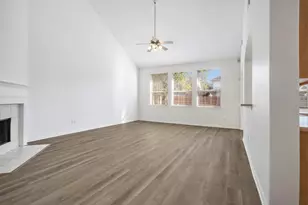 12706 N Rock Creek Ct N, Houston, TX 77346 - Photo 10