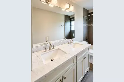 1624 Sealy #102, Galveston, TX 77550 - Photo 4