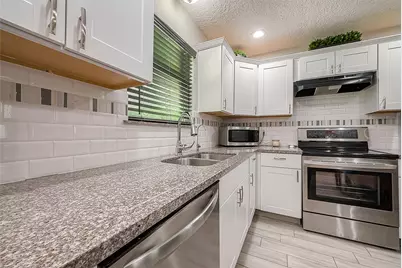 16614 Forest Bend Avenue, Friendswood, TX 77546 - Photo 14