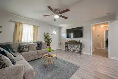 16614 Forest Bend Avenue, Friendswood, TX 77546 - Photo 10
