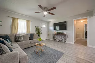 16614 Forest Bend Ave, Friendswood, TX 77546 - Photo 10