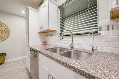16614 Forest Bend Avenue, Friendswood, TX 77546 - Photo 16