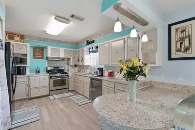 321 Ling Street, Bayou Vista, TX 77563 - Photo 12