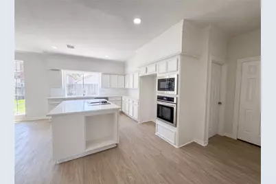 2124 Wimbleton Court, Pearland, TX 77581 - Photo 2
