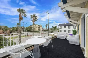 1723 Rosenberg St, Galveston, TX 77550 - Photo 26