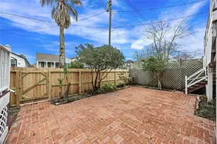 1723 Rosenberg St, Galveston, TX 77550 - Photo 34