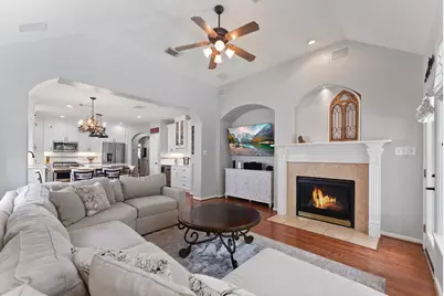 58 Marble Wood Place, The Woodlands, TX 77381 - Photo 8