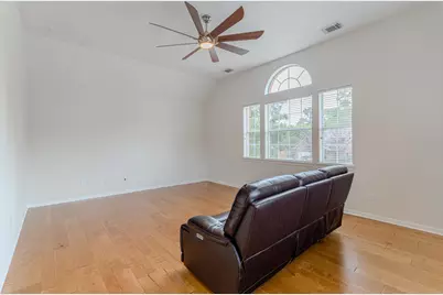 7 Stickley Court, The Woodlands, TX 77382 - Photo 26