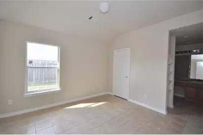 21139 Grandin Wood Court, Humble, TX 77338 - Photo 2