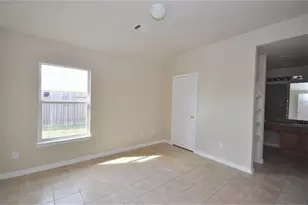 21139 Grandin Wood Ct, Humble, TX 77338 - Photo 2