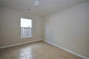 21139 Grandin Wood Ct, Humble, TX 77338 - Photo 6