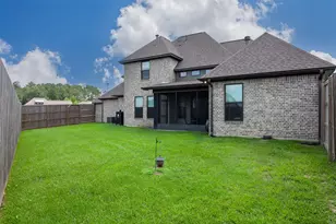 305 Mandavilla Wy, Lumberton, TX 77657 - Photo 46