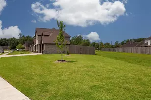 305 Mandavilla Wy, Lumberton, TX 77657 - Photo 2