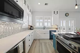 405 Pompano Dr, Freeport, TX 77541 - Photo 20