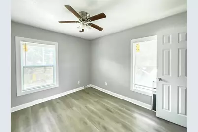 111 Holly Street, Lake Jackson, TX 77566 - Photo 16