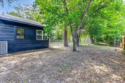 1409 20  1/2 Street, Huntsville, TX 77340 - Photo 38