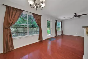 26 N Walden Elms Cir, The Woodlands, TX 77382 - Photo 12