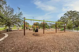 2211 Saxon Dr, Houston, TX 77018 - Photo 24