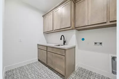 2211 Saxon Drive, Houston, TX 77018 - Photo 14