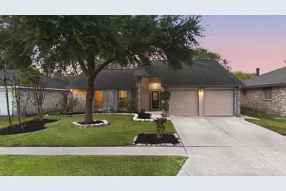 16918 Barkentine Lane, Friendswood, TX 77546 - Photo 6