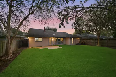 16918 Barkentine Lane, Friendswood, TX 77546 - Photo 28