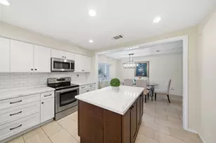 16918 Barkentine Ln, Friendswood, TX 77546 - Photo 14