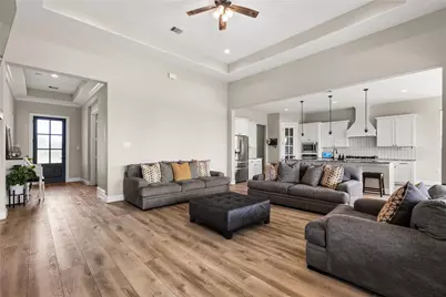 10921 Bourbon Street, Willis, TX 77318 - Photo 12