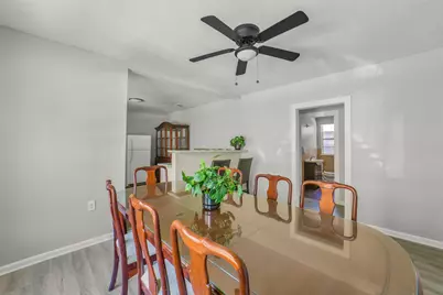 220 Engel Street, Houston, TX 77011 - Photo 12