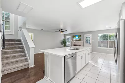 19 Timberstar St Street, The Woodlands, TX 77382 - Photo 18