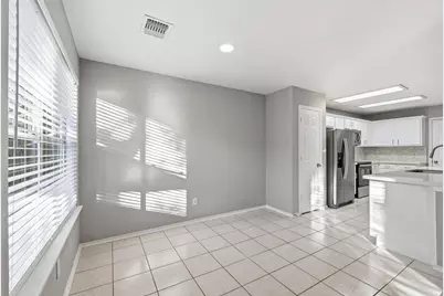 19 Timberstar St Street, The Woodlands, TX 77382 - Photo 12