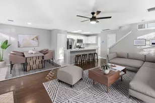 19 Timberstar St St, The Woodlands, TX 77382 - Photo 8