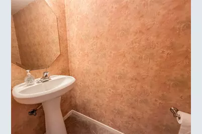 2605 Broussard Court, Seabrook, TX 77586 - Photo 10