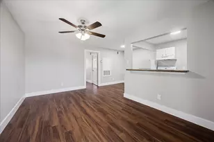 405 Hawthorne St, Houston, TX 77006 - Photo 1