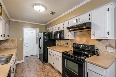 7602 Alperton Drive, Houston, TX 77088 - Photo 18