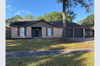 17234 Heritage Bay Drive, Webster, TX 77598 - Photo 1