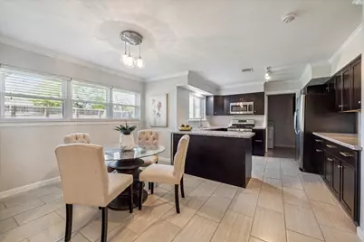 2910 Freshmeadows Drive, Houston, TX 77063 - Photo 10