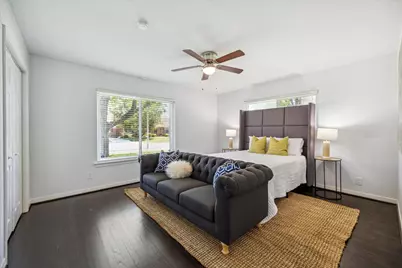 2910 Freshmeadows Drive, Houston, TX 77063 - Photo 16