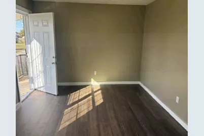 8219 Corinth Street, Houston, TX 77051 - Photo 4