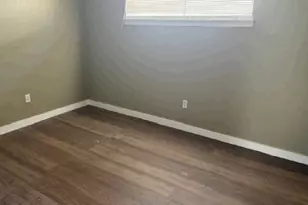 8219 Corinth St, Houston, TX 77051 - Photo 8