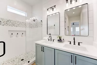 847 Beaumont Drive, Port Bolivar, TX 77650 - Photo 8