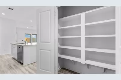 10715 Dogwood Sky Dr, Beasley, TX 77417 - Photo 6