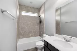 350 American Black Bear Dr, Crosby, TX 77532 - Photo 4